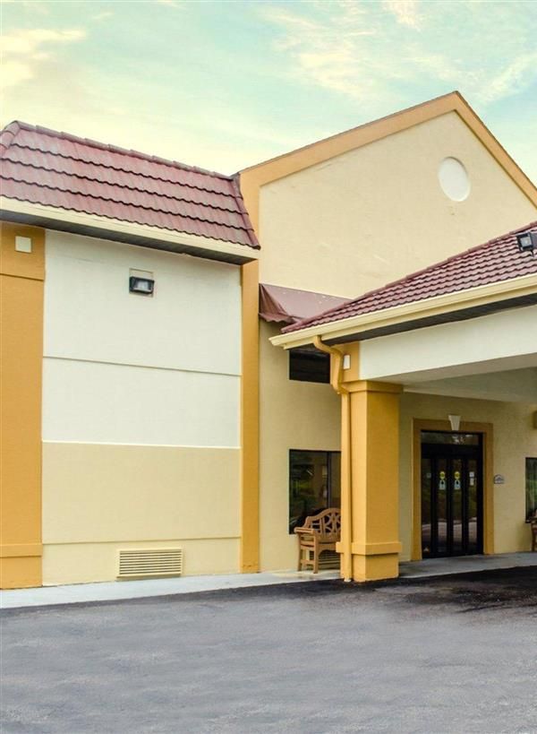 Quality Inn & Suites Medina- Akron West - Medina, OH