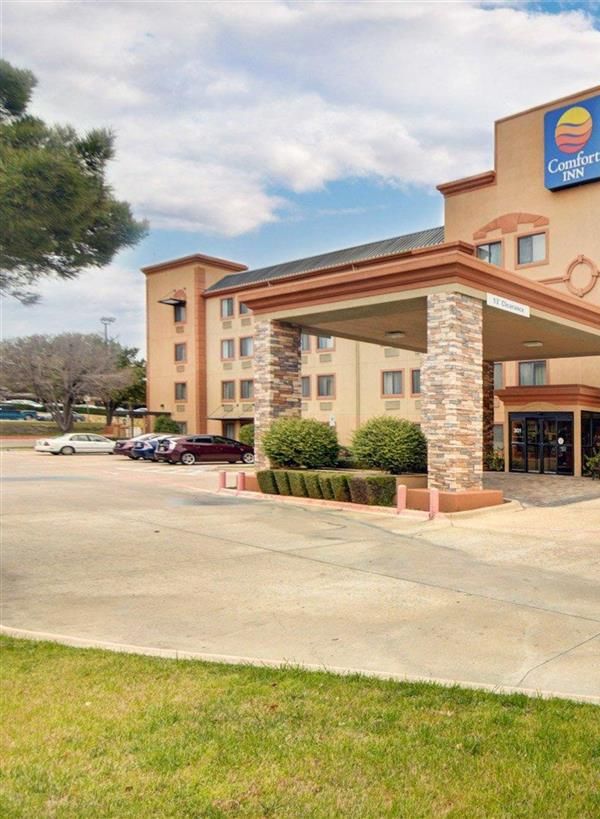 Spark By Hilton Grapevine Dfw North - Grapevine, TX
