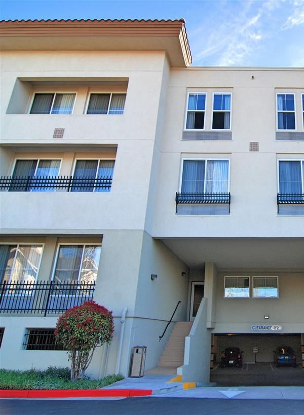 Hampton Inn & Suites Mountain View - Mountain View, CA