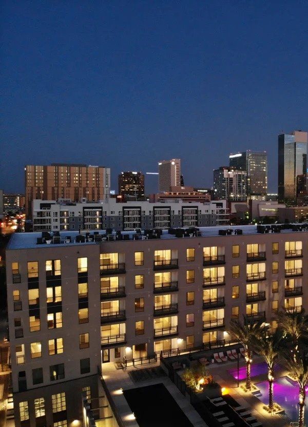 Ave Phoenix Terra - Phoenix, AZ