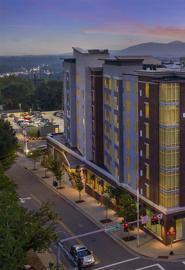 Doubletree By Hilton Asheville Downtown - Asheville, NC