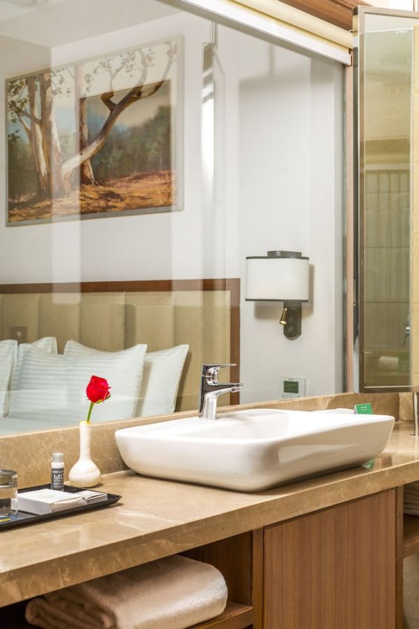 Golden Tulip Jalandhar - 賈朗達爾