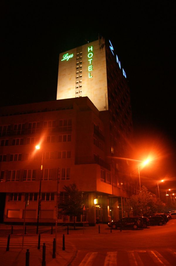 Logos Kompleks Hotelowy - Warschau