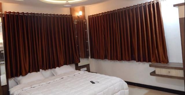 Hotel Vraj Inn (Jāmnagar)