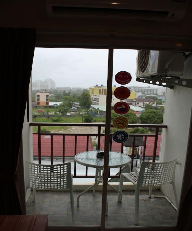 Hotel Fulla Place (Ban Dong Kham)