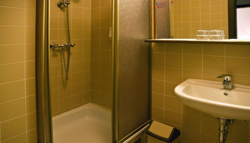Badkamer - HOTEL SCHWARZER ADLER - MARIAZELL