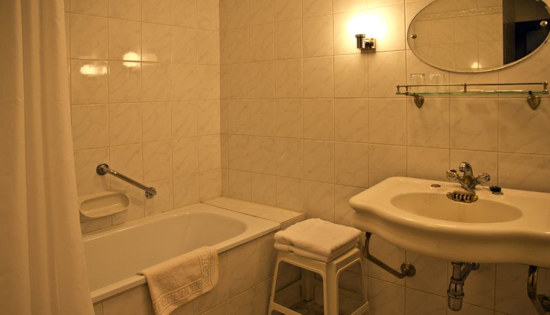 Badkamer - HOTEL SCHWARZER ADLER - MARIAZELL