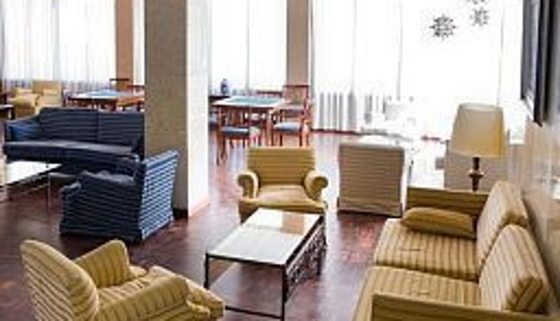 Salón - Delfín Playa