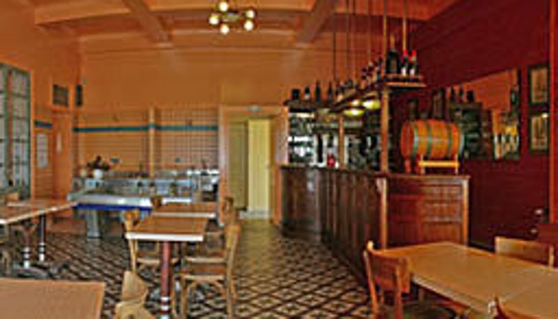 Bar - Frederic