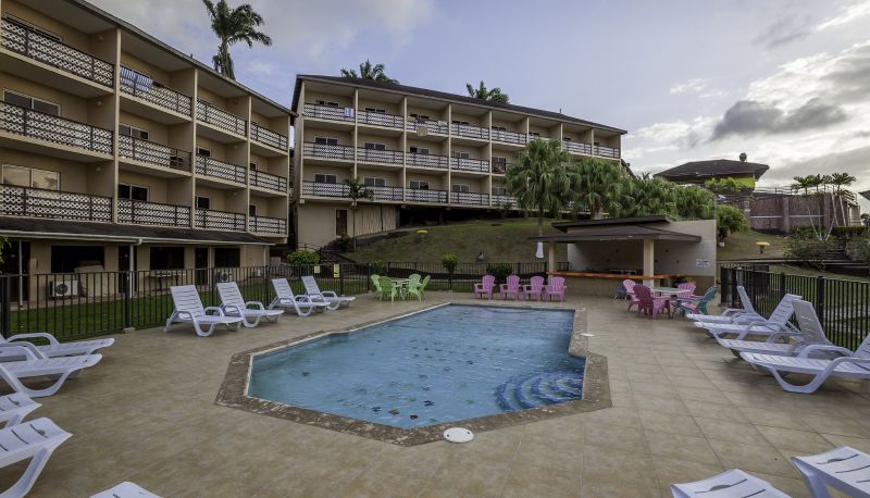 Piscina - Grafton Beach Resorts