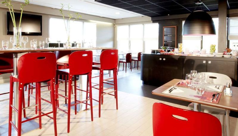 Restaurant - Campanile NATURE - Rouen Nord Mont Saint Aignan