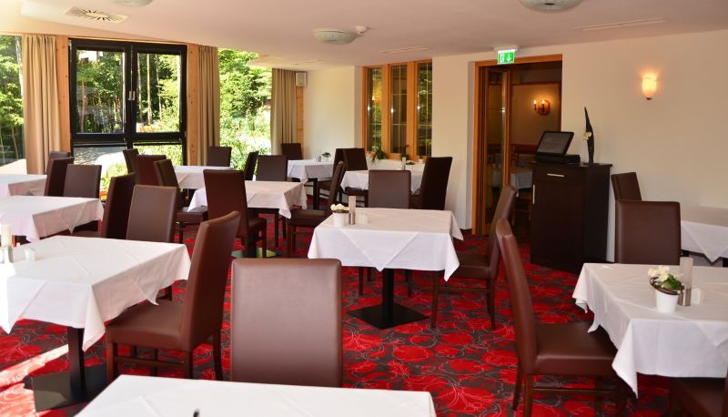 Frühstücksraum innerhalb des Restaurants - Kuschelhotel Zeman