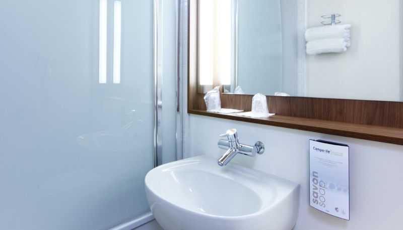 Badezimmer - Campanile - Lorient Lanester