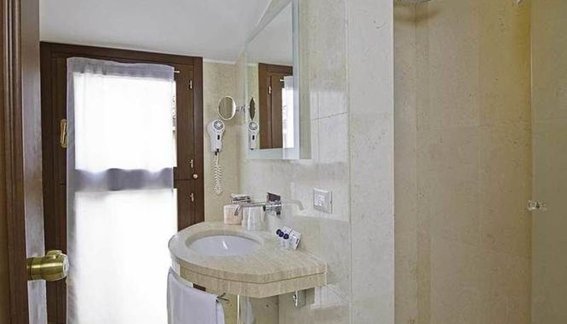 Cuarto de baño - Hotel Spagna