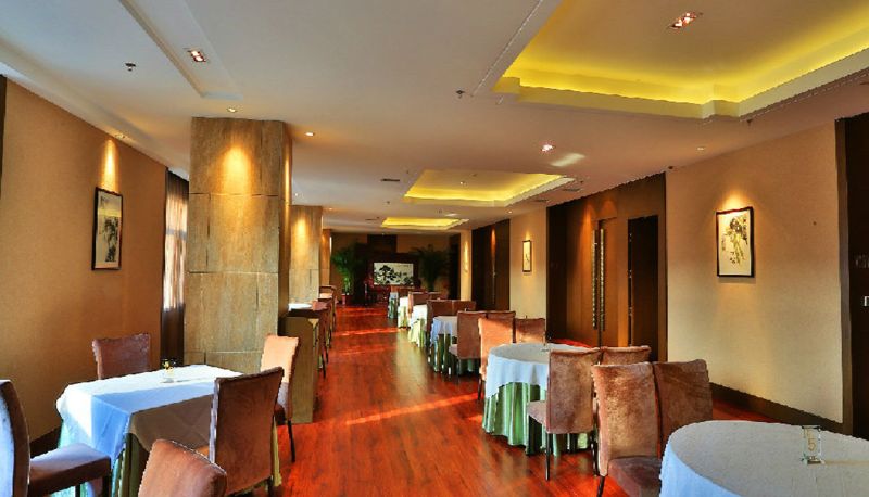 Sala prima colazione all'interno del ristorante - HR-East Hotel Dalian
