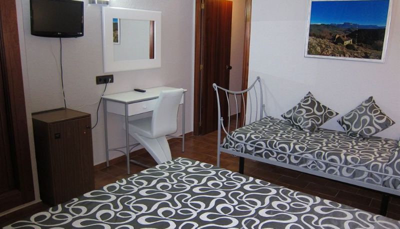Chambre avec balcon - Hotel Mesón de L'Ainsa