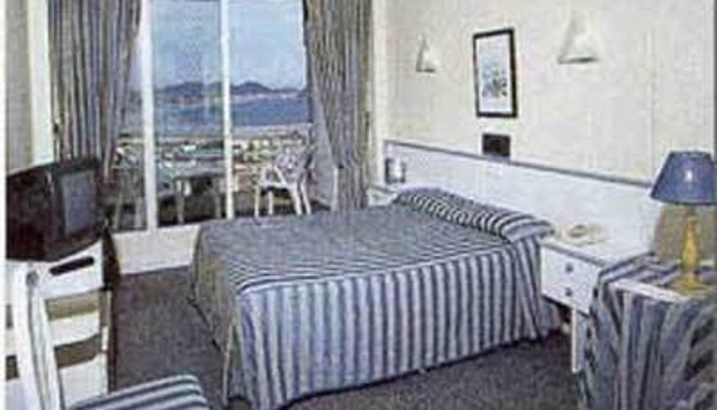 Room - Miramar