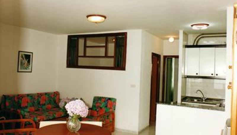 Zimmer - Hotel y Apartamentos Sarga