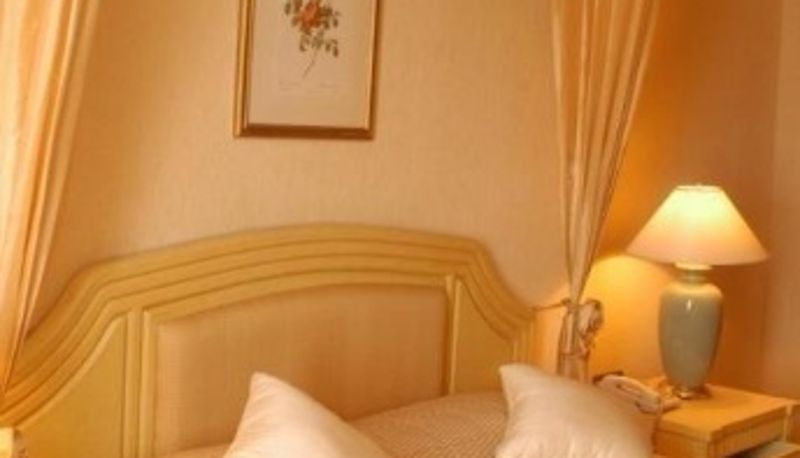 Kamer - The Imperial Narathiwat Hotel