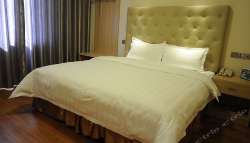 Superior room - Longsheng Huacheng Business Hotel