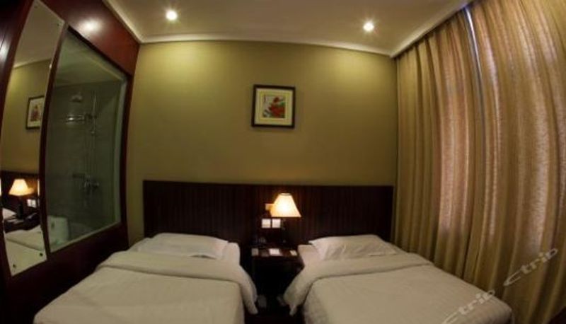 Tripla - BEIJING YUETAN HOTEL