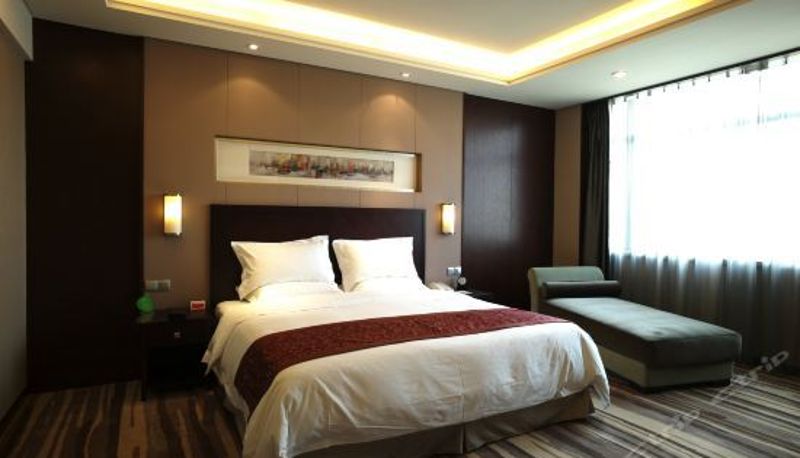Suite - Ramada Suzhou Luzhi