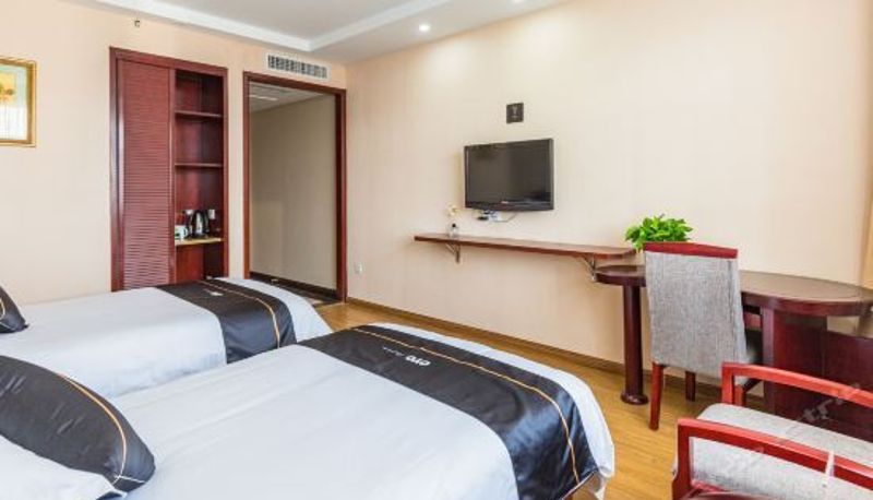 Camera business - Magnolia Hotel