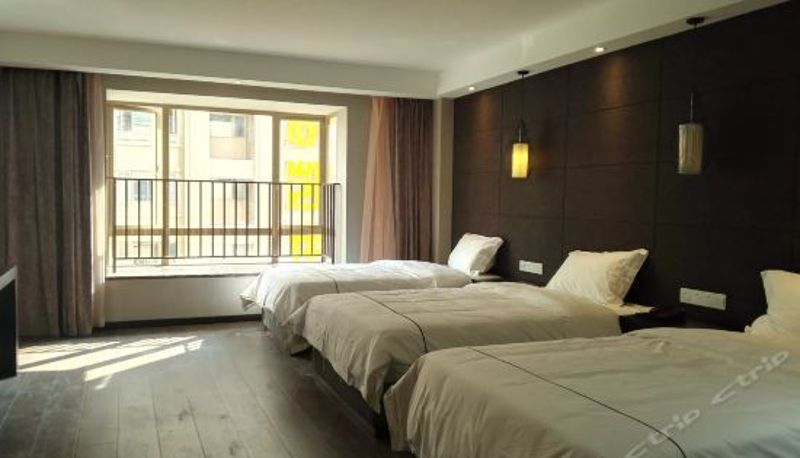 Pokój trzyosobowy - Vienna Zhihao Hotel (Guiyang Huaguoyuan Twin Towers)