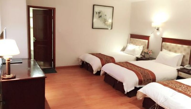 Driepersoonskamer - Jinrui Hotel