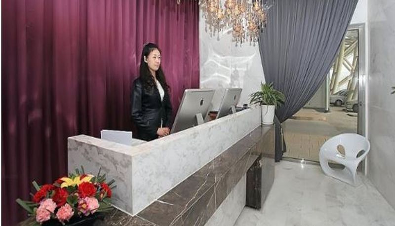 Rezeption - V Hotel (Tianjin Aocheng)