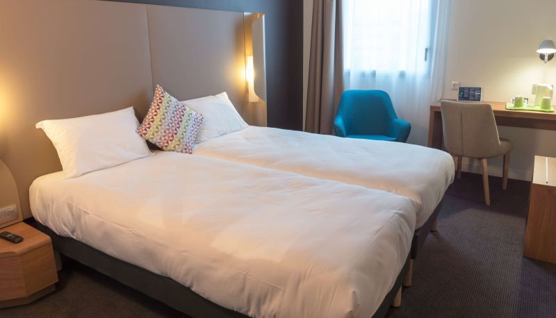 Standardzimmer (Doppel) - Campanile Tours Nord Forum Melies