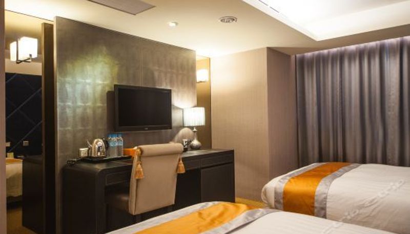 Habitación familiar - Ren Mei Fashion Hotel