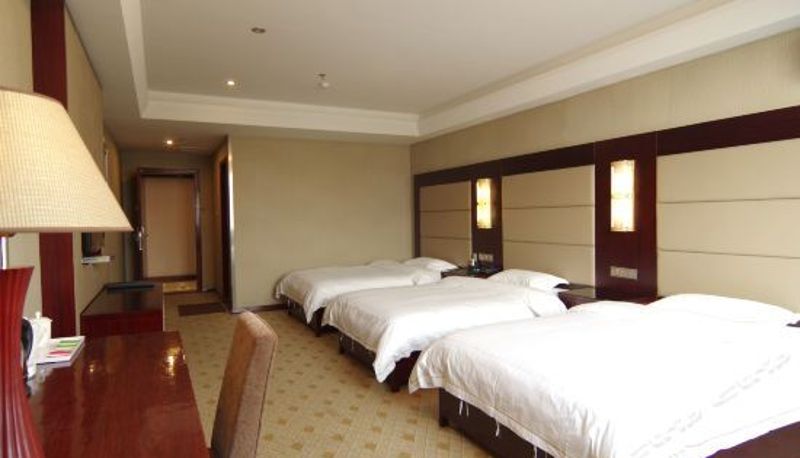 Chambre triple - Celebrity City Hotel