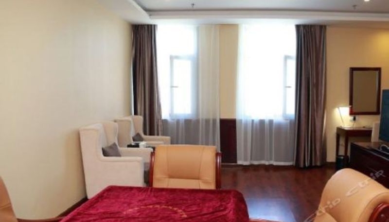 Pokój typu business - Lisi Erdun Hotel