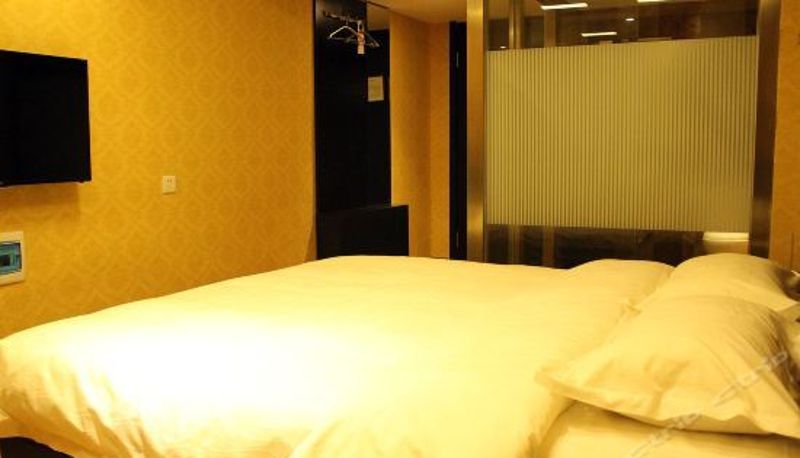 Camera business - Ripple Hotel (Tongliao Railway Station)