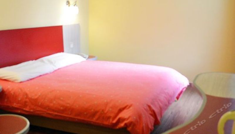 Business-Zimmer - Home Inn (Shaoguan Jiefang Road Pedestrian Street)