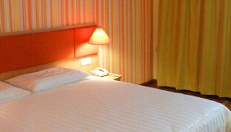 Pokój typu business - Home Inn (Yantai Fuhai Road Zhenhua)