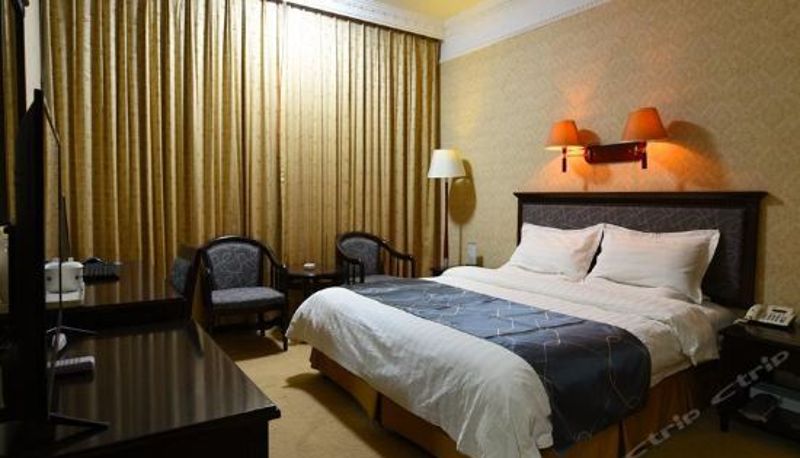 Suite - Jin Gang International Hotel