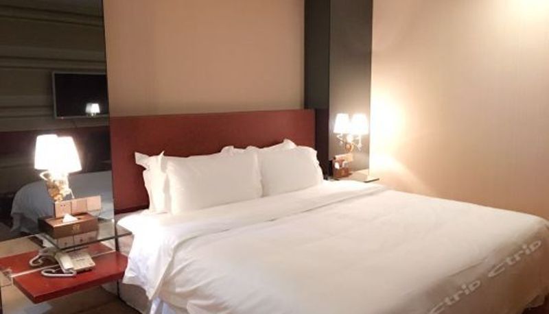 Chambre Supérieure - Meet Sunshine Holiday Hotel