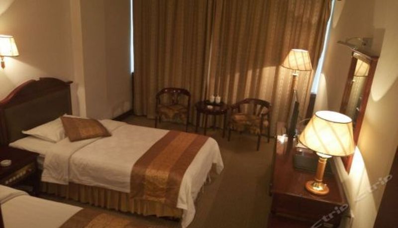 Habitación de categoría superior - Dong Fang Hotel