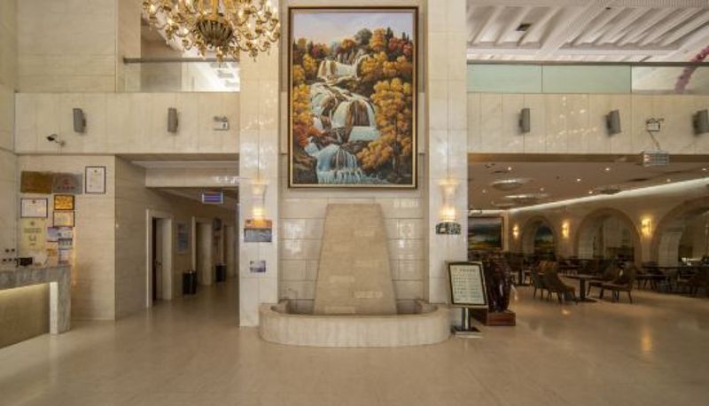 Reception - Yilong Hotel