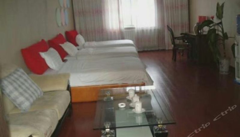 Pokój trzyosobowy - Yanyun Hotel
