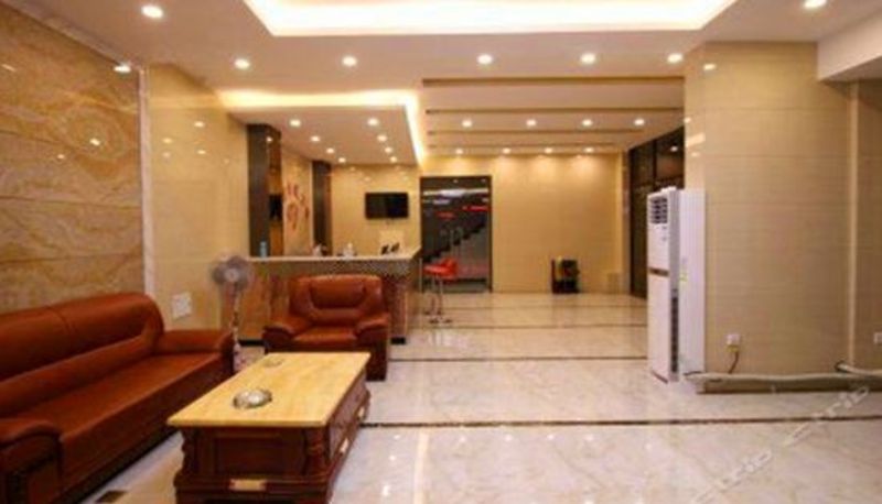 Rezeption - Nanchang Aichao Theme Apartment