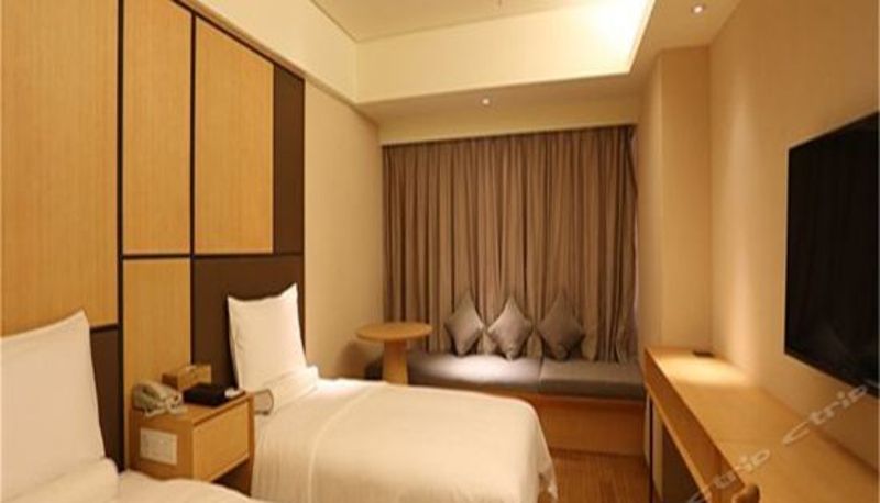 Camera superior - Chonpines Hotel (Leshan Giant Buddha)