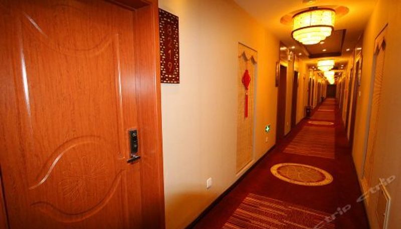 Recepcja - Huaju Boutique Hotel