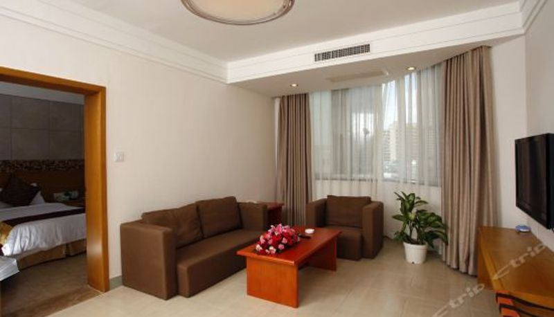 Pokój trzyosobowy - Sanya Jinglilai Resort
