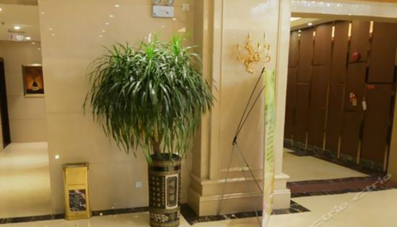 Reception - Huayuan Hotel