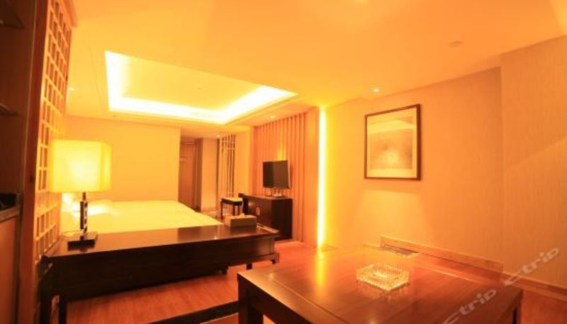 Pokój typu business - Rushi Hotel