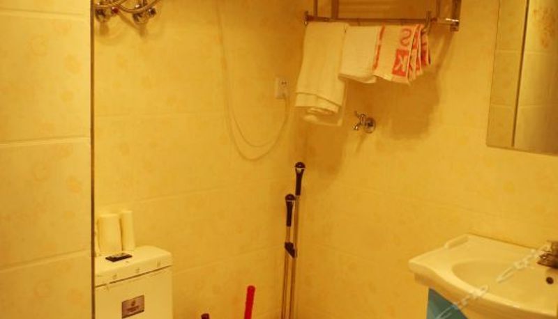 Vista interna - 丹东江景之都连锁公寓江城大街店