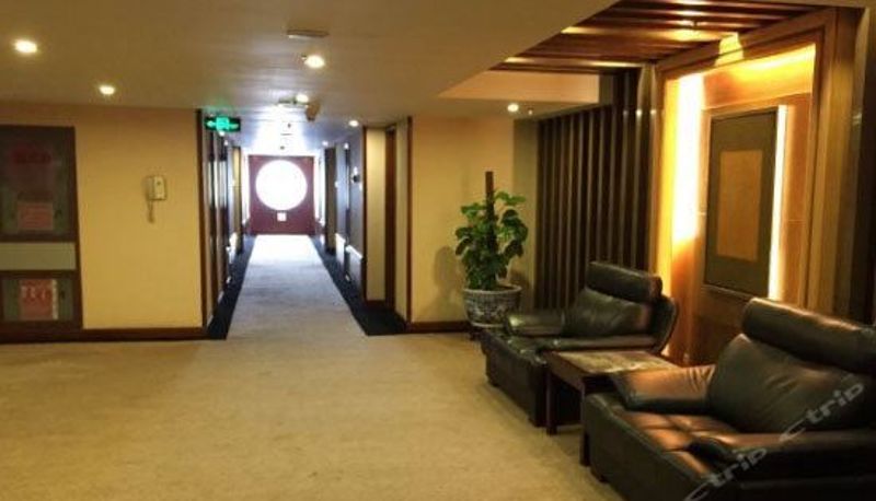 Reception - Meidu Hotel
